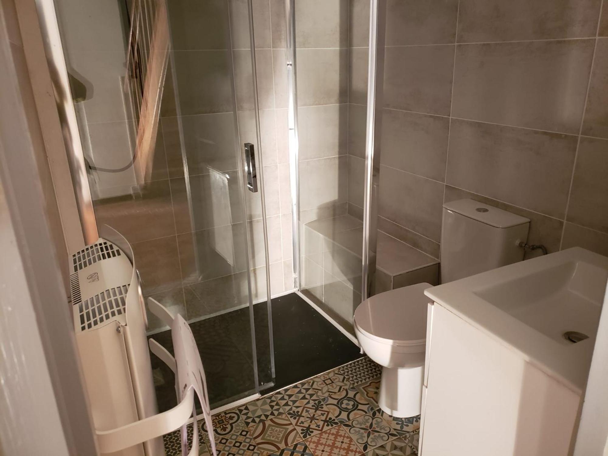 Chambres Meublees Et Spacieuses LʼIsle-Jourdain Kültér fotó